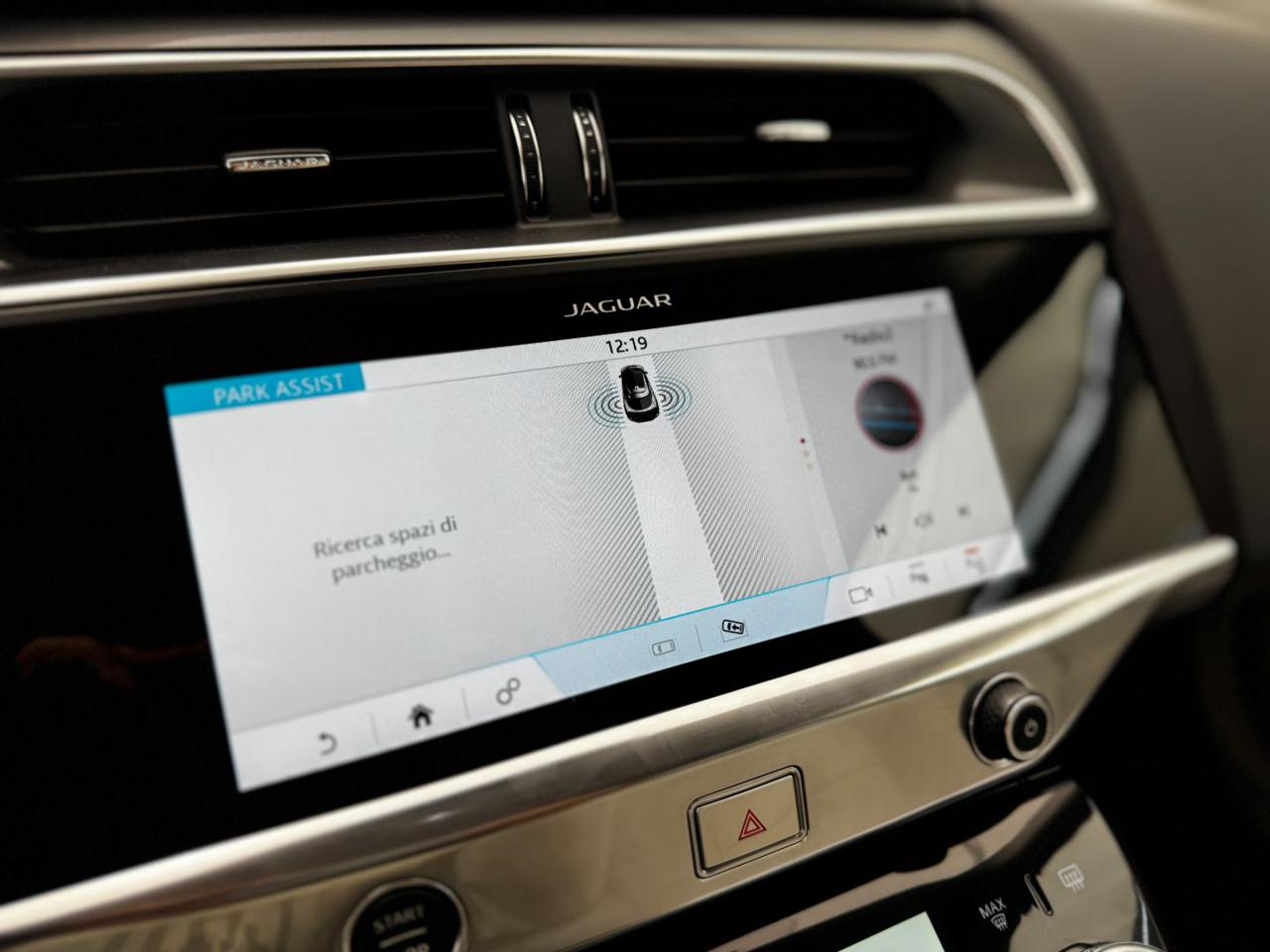 JAGUAR I-Pace EV 90 kWh/400cv Auto AWD SE (Tetto/Pelle/LED) - 31