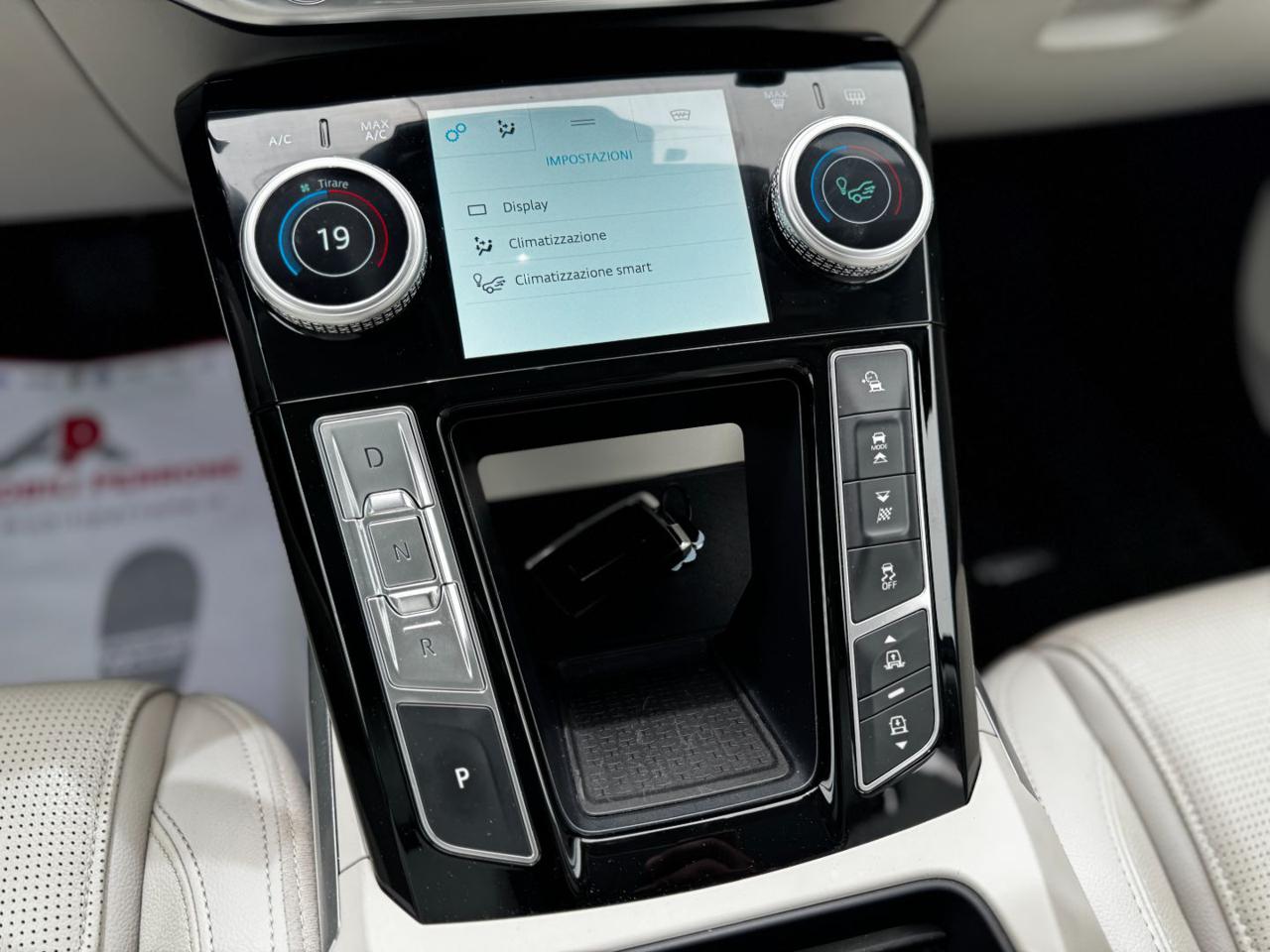 JAGUAR I-Pace EV 90 kWh/400cv Auto AWD SE (Tetto/Pelle/LED) - 24