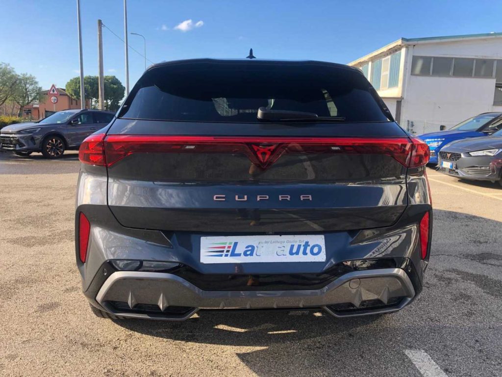 CUPRA Terramar 1.5 Hybrid DSG - 8