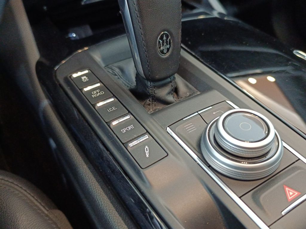 MASERATI Levante V6 Diesel AWD - 22