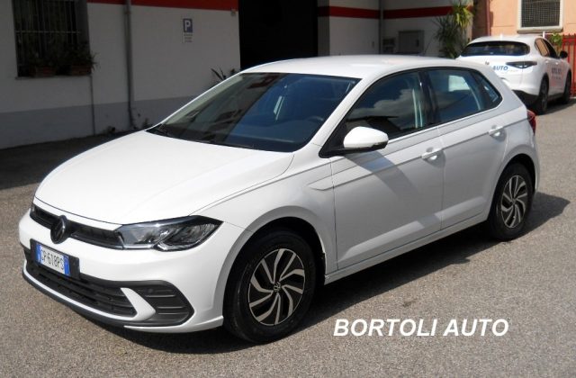 VOLKSWAGEN Polo Bianco pastello