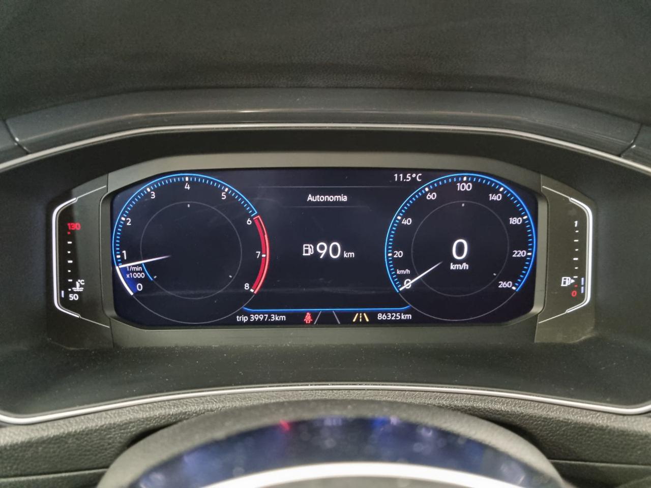 VOLKSWAGEN T-Roc 1.5 TSI ACT Style BlueMotion Technology R-LINE - 6