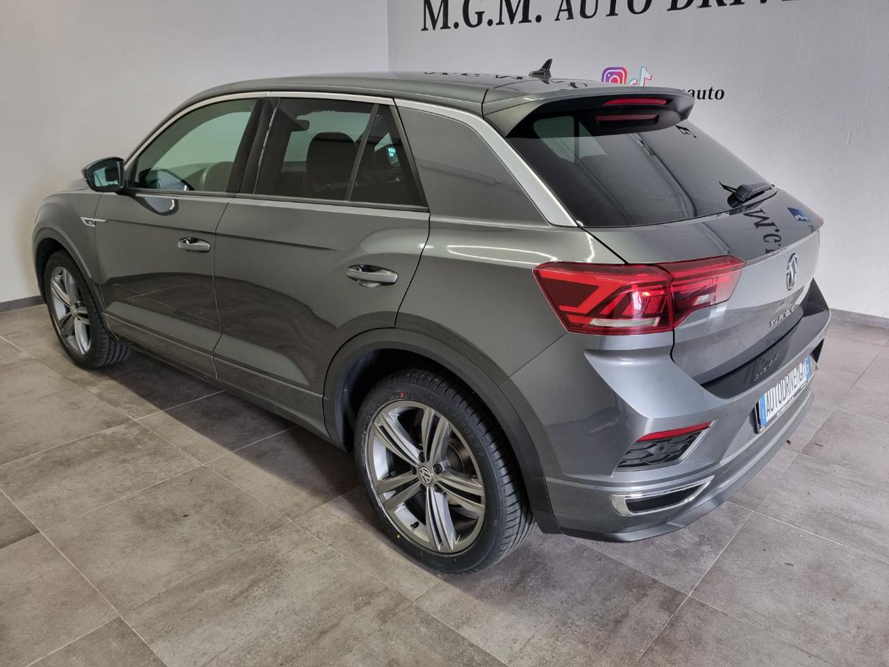 VOLKSWAGEN T-Roc 1.5 TSI ACT Style BlueMotion Technology R-LINE - 19