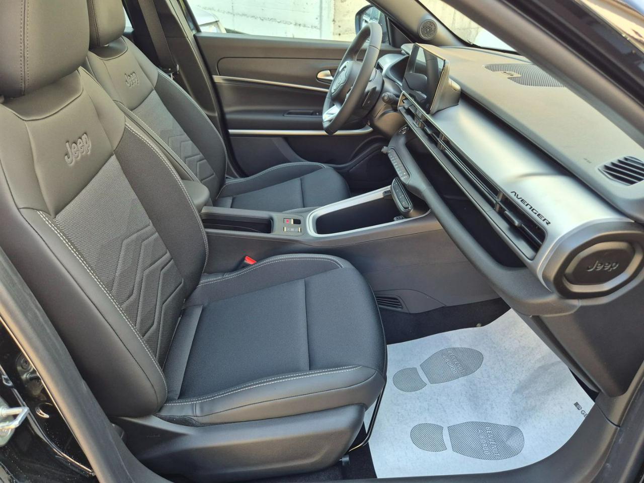 JEEP Avenger 1.2 Turbo 110 CV MHEV Summit - 11