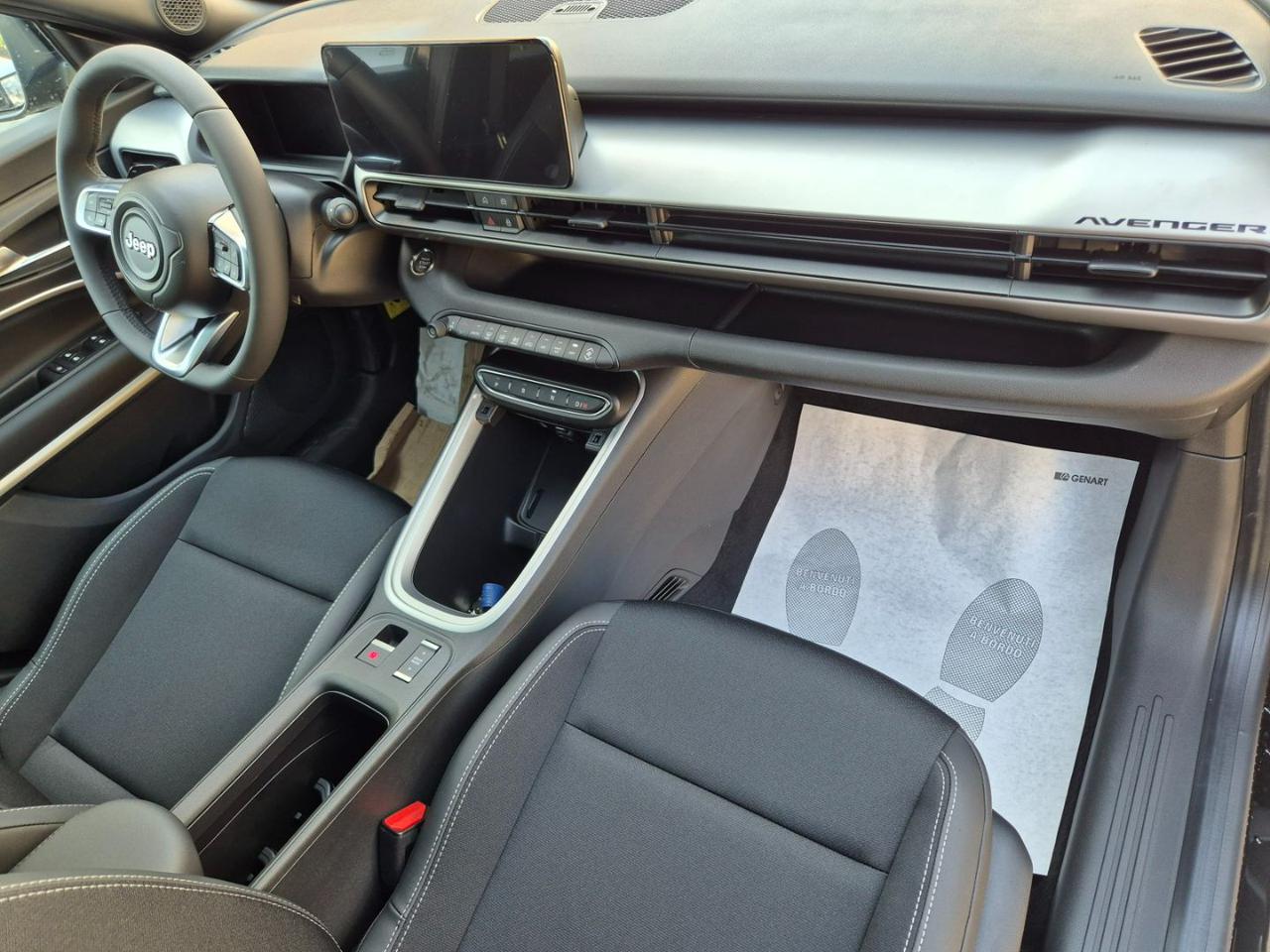JEEP Avenger 1.2 Turbo 110 CV MHEV Summit - 12