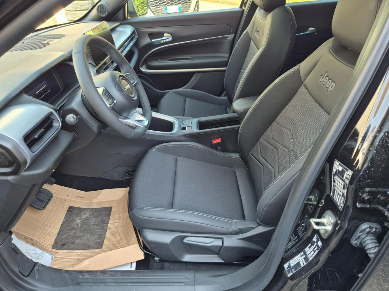 JEEP Avenger 1.2 Turbo 110 CV MHEV Summit - 9