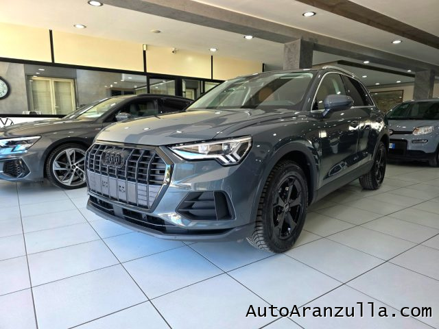 AUDI Q3 Grigio Atomico metallizzato