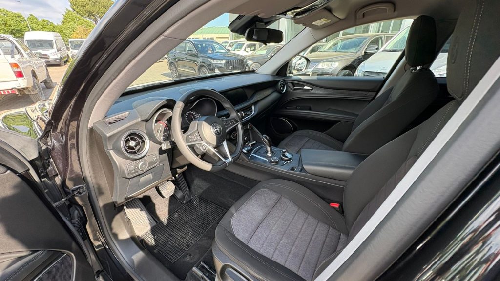 ALFA ROMEO Stelvio 2.2 Turbodiesel 190 CV AT8 Q4 Business - 9