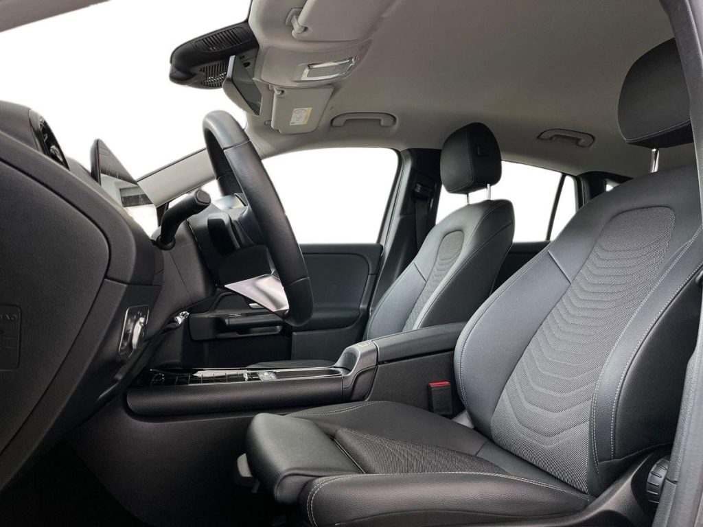 MERCEDES-BENZ GLA 180 d Automatic Advanced - 10