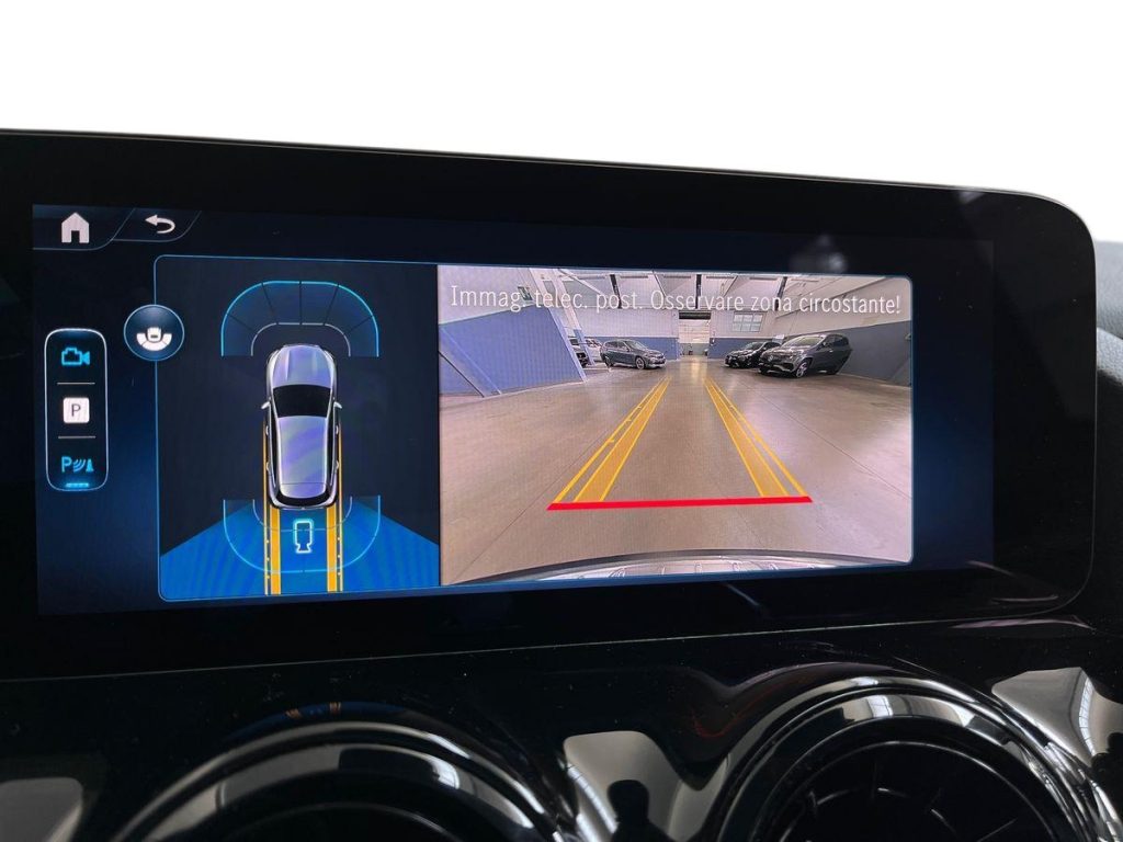 MERCEDES-BENZ GLA 180 d Automatic Advanced - 12