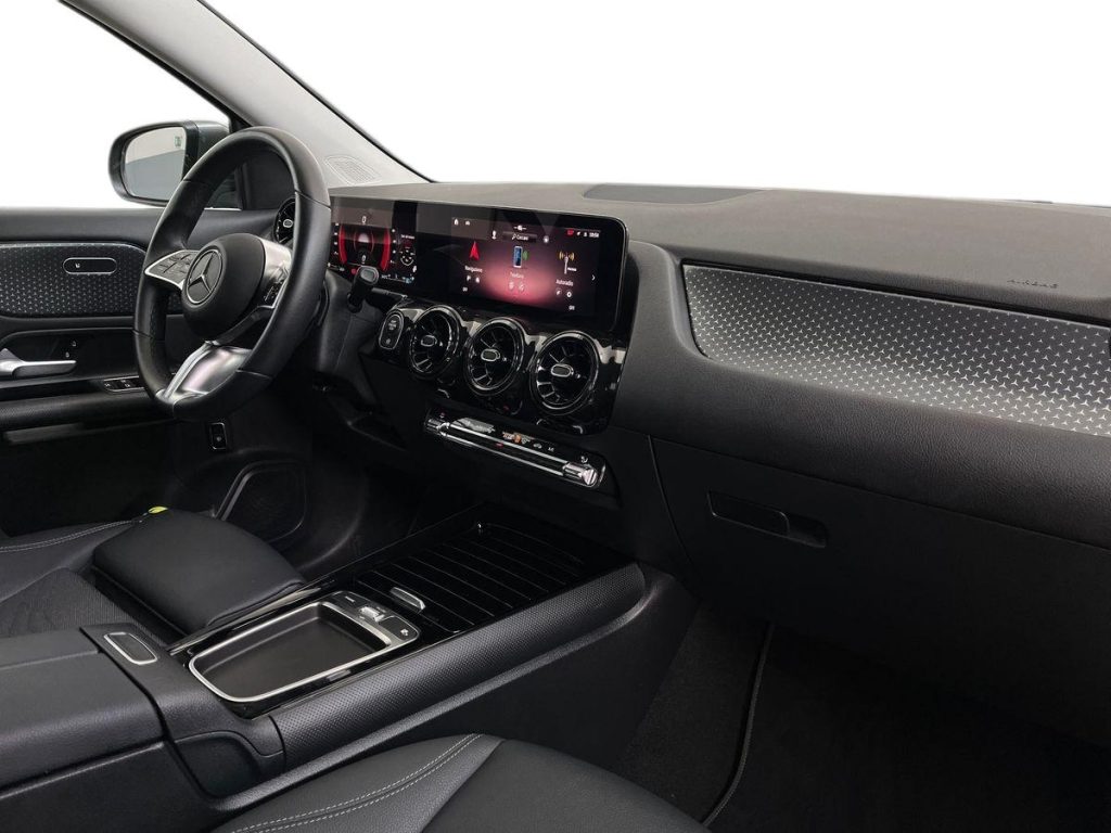 MERCEDES-BENZ GLA 180 d Automatic Advanced - 16