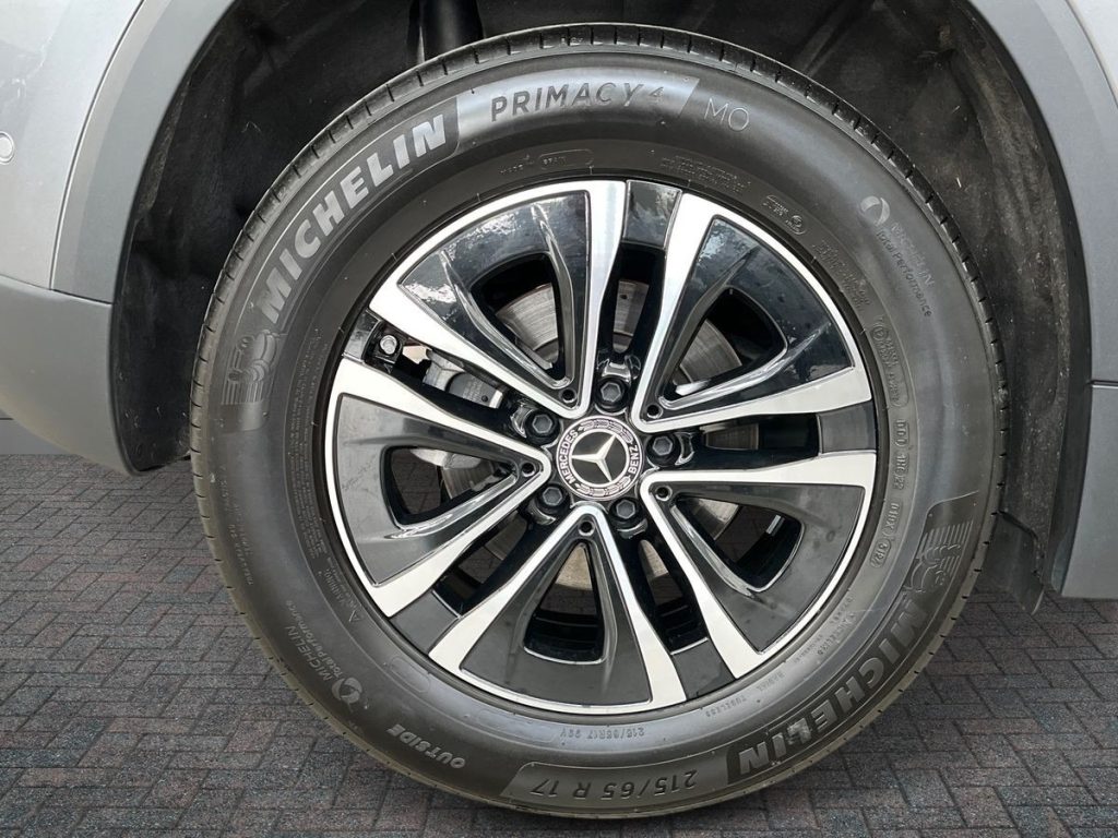 MERCEDES-BENZ GLA 180 d Automatic Advanced - 7