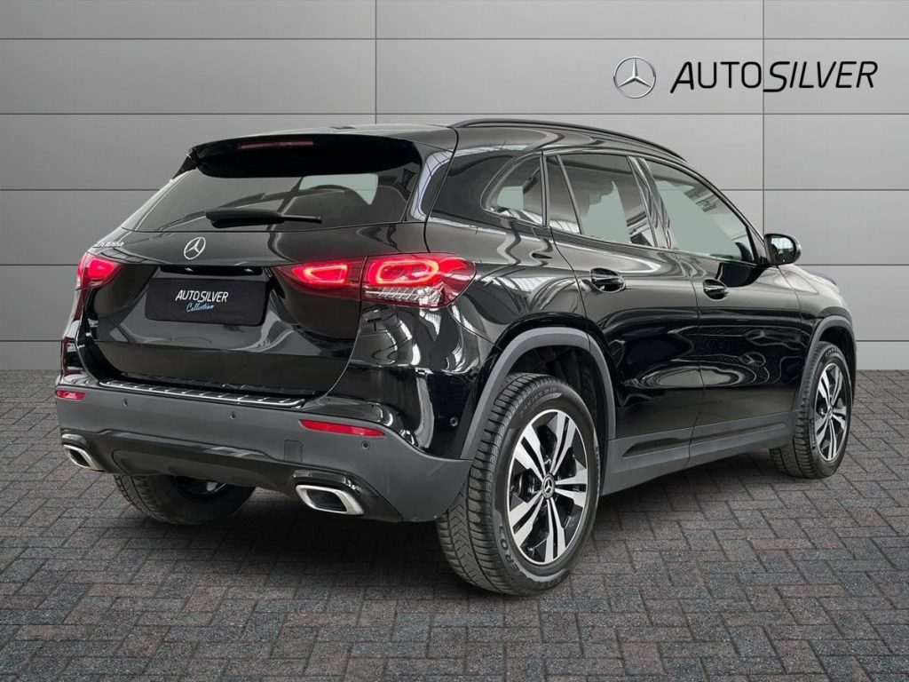 MERCEDES-BENZ GLA 180 d Automatic Sport Plus - 2