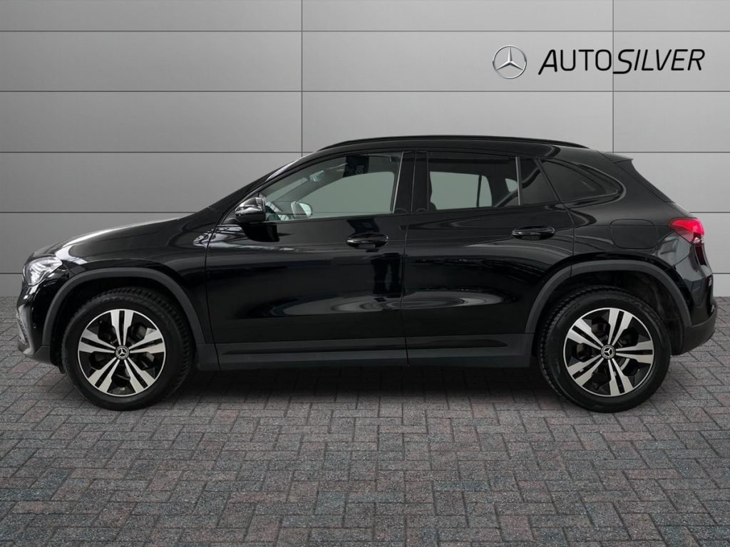 MERCEDES-BENZ GLA 180 d Automatic Sport Plus - 6