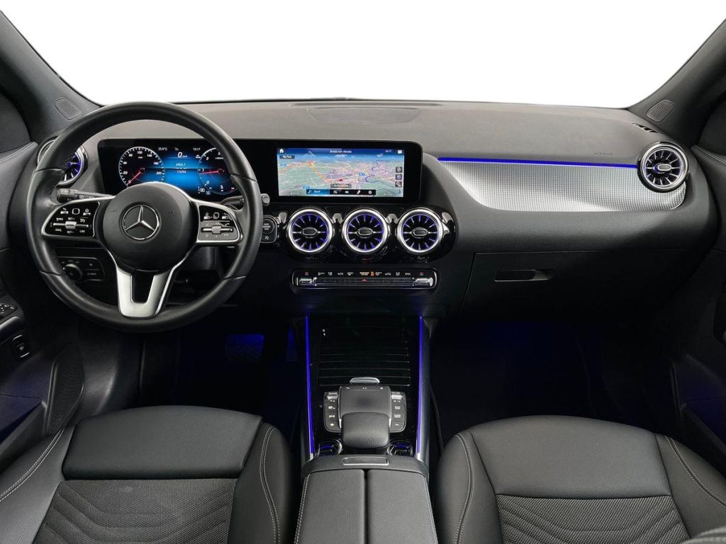 MERCEDES-BENZ GLA 180 d Automatic Sport Plus - 9