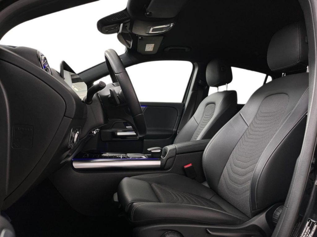 MERCEDES-BENZ GLA 180 d Automatic Sport Plus - 10