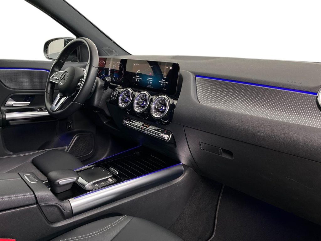 MERCEDES-BENZ GLA 180 d Automatic Sport Plus - 15