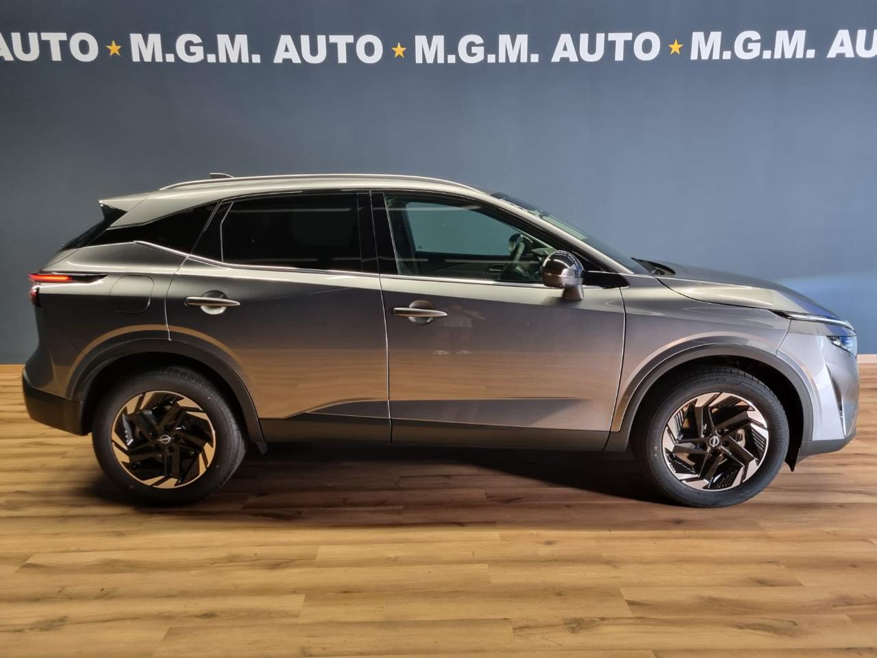 NISSAN Qashqai MHEV 140 CV N-Connecta - 4