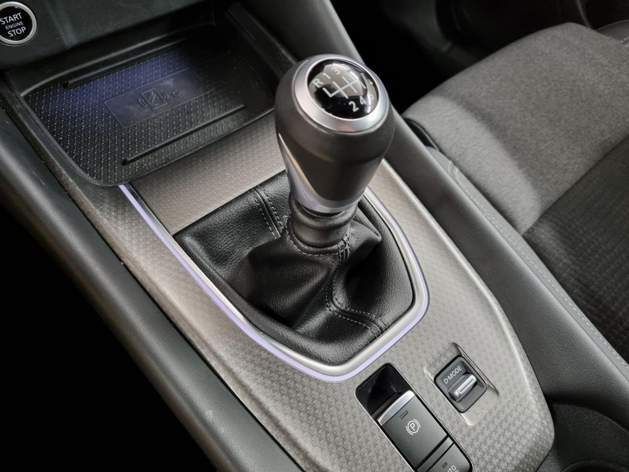 NISSAN Qashqai MHEV 140 CV N-Connecta - 9