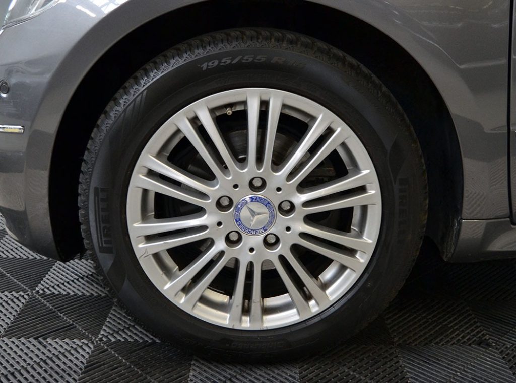 MERCEDES-BENZ A 160 BlueEFFICIENCY Style Pdc-Cerchi 16 - 20