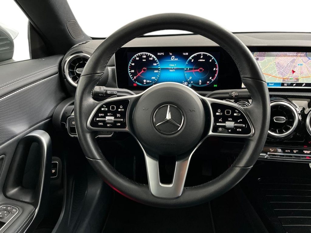 MERCEDES-BENZ CLA 200 d Automatic Shooting Brake Sport - 11