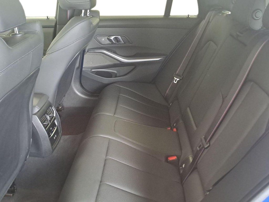 BMW 320 d 48V Touring Msport Pro Aut. + Tetto apr. - 11