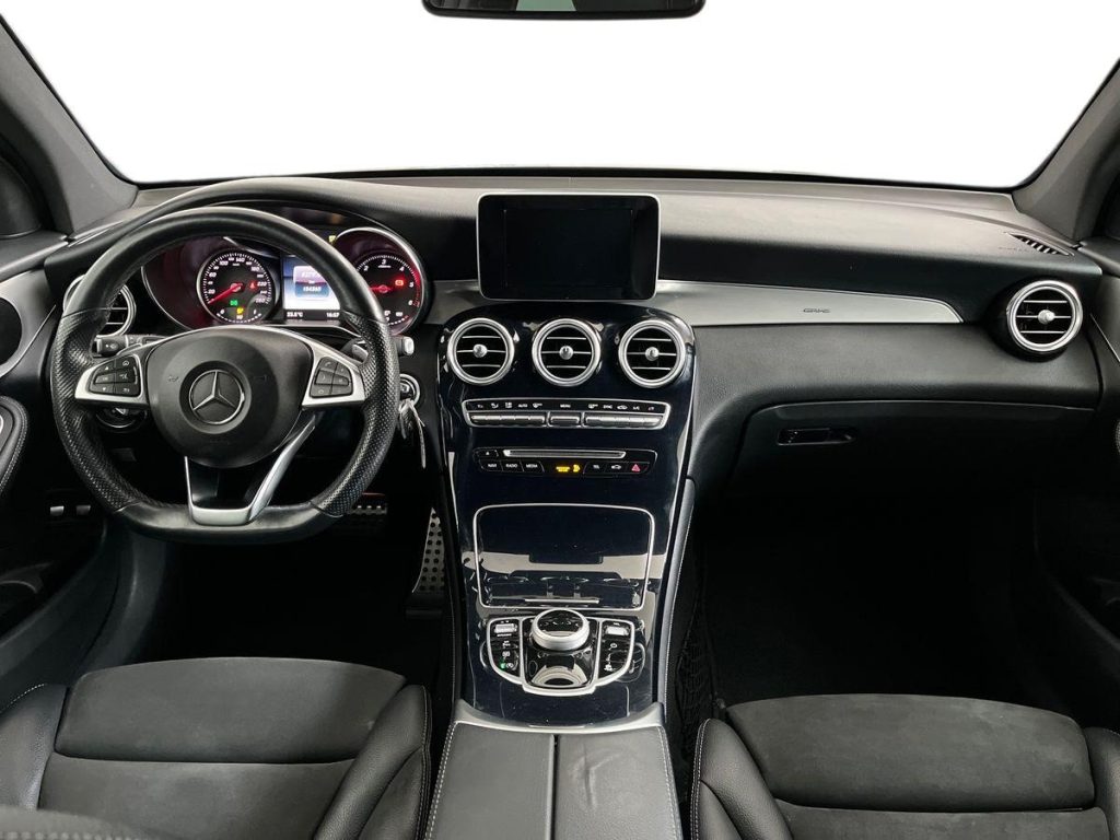 MERCEDES-BENZ GLC 220 d 4Matic Premium - 9