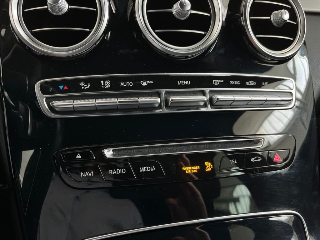 MERCEDES-BENZ GLC 220 d 4Matic Premium - 14