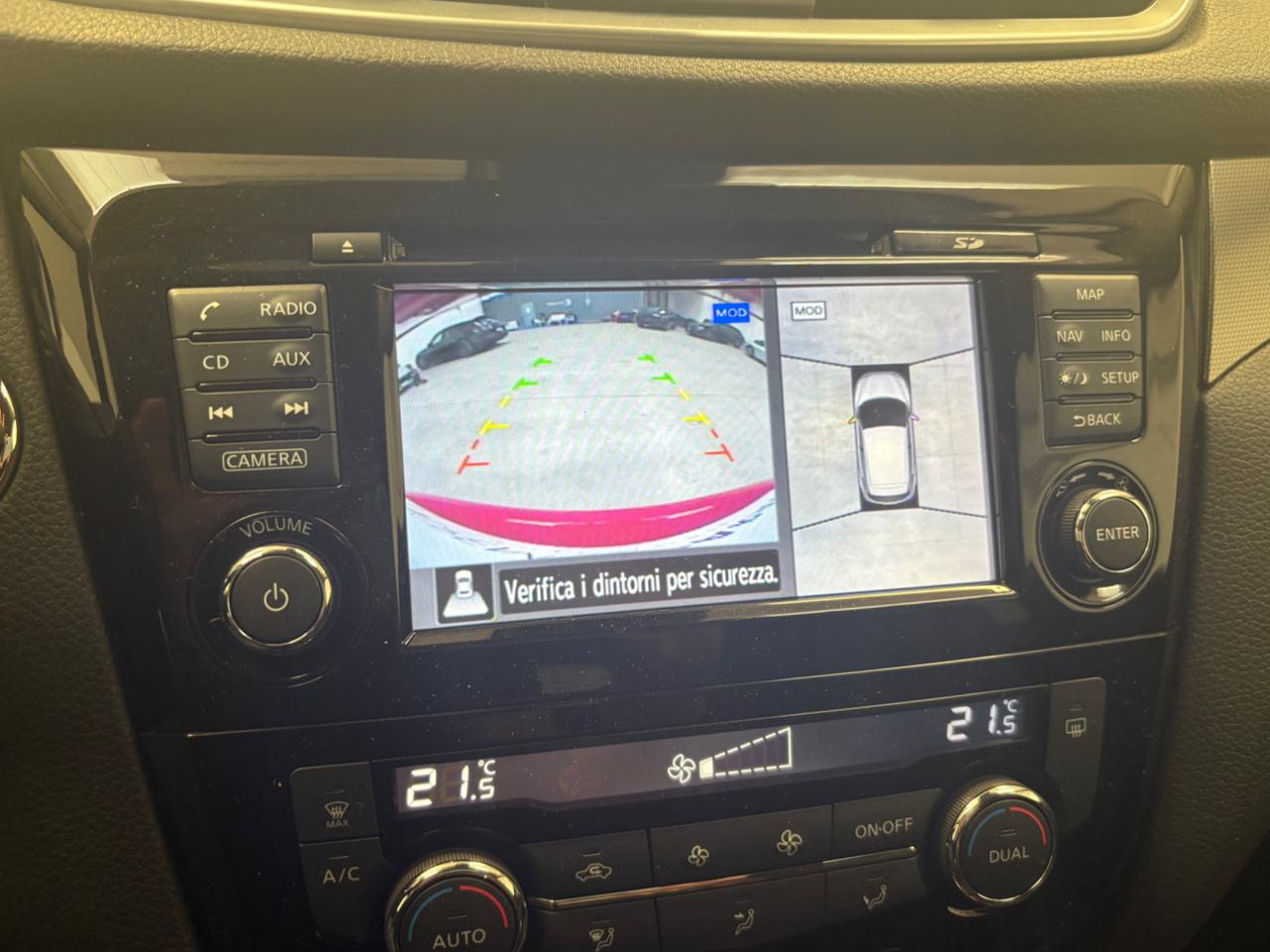 NISSAN Qashqai 1.2 DIG-T N-Connecta - 17