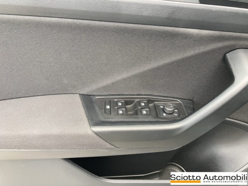 VOLKSWAGEN T-Roc 1.0 TSI Sport - 12