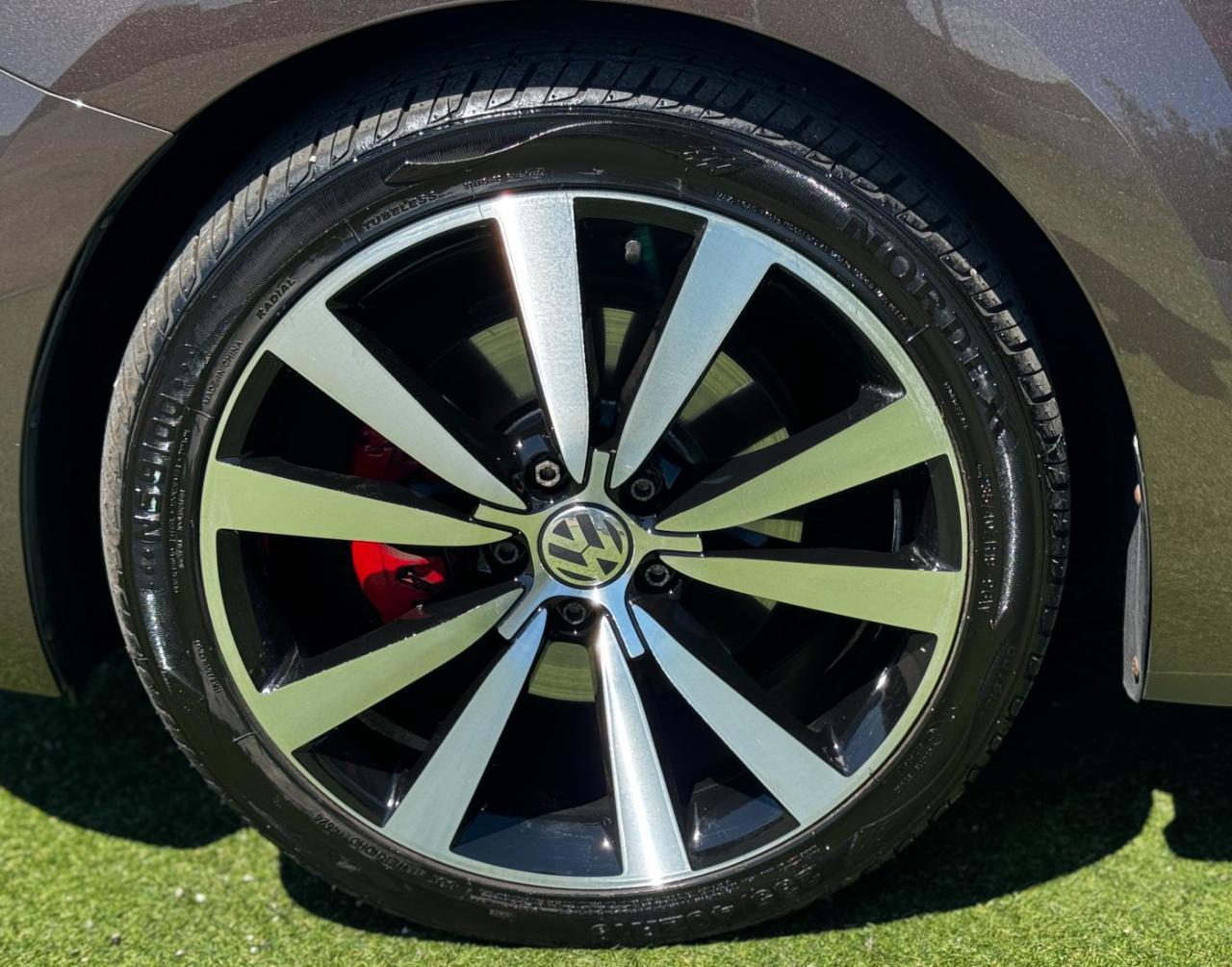 VOLKSWAGEN Maggiolino Cabrio 2.0 TSI 220cv DSG Sport Exclusive - 14