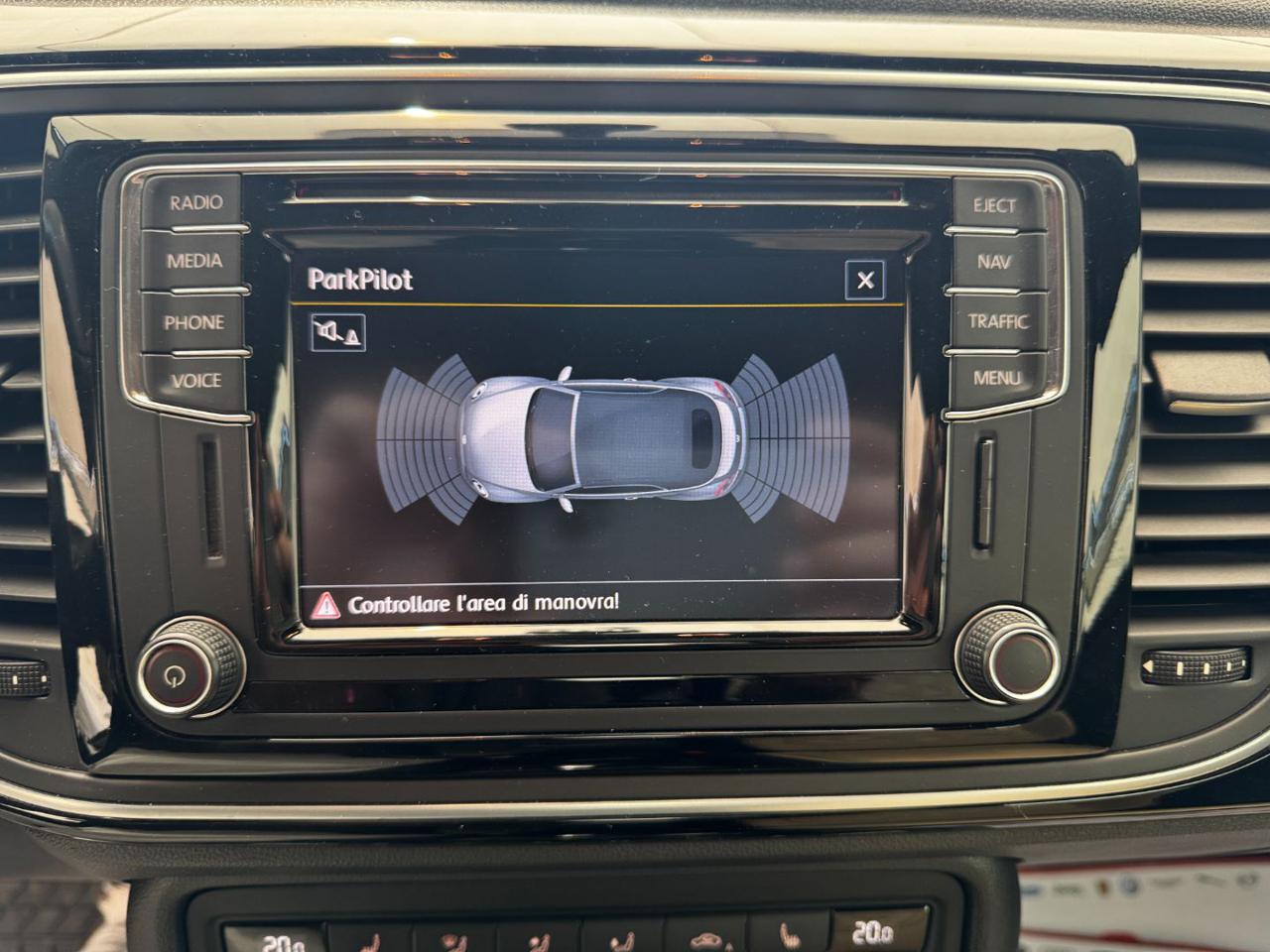 VOLKSWAGEN Maggiolino Cabrio 2.0 TSI 220cv DSG Sport Exclusive - 33