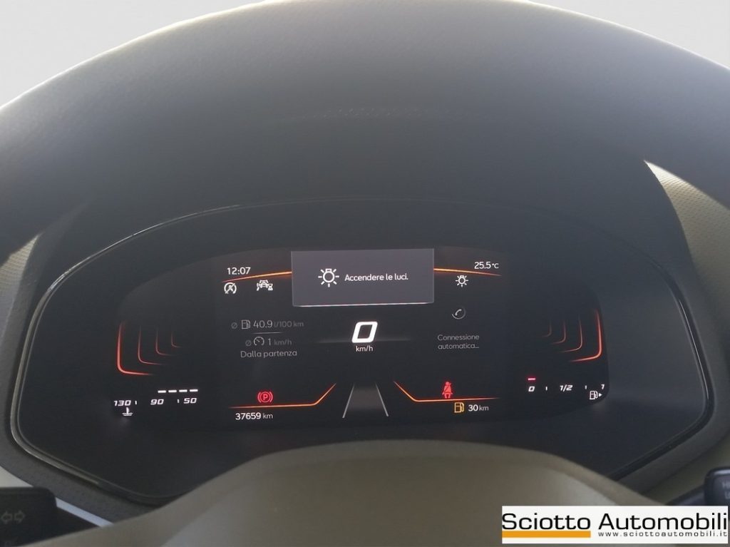 SEAT Arona 1.0 EcoTSI Reference - 11
