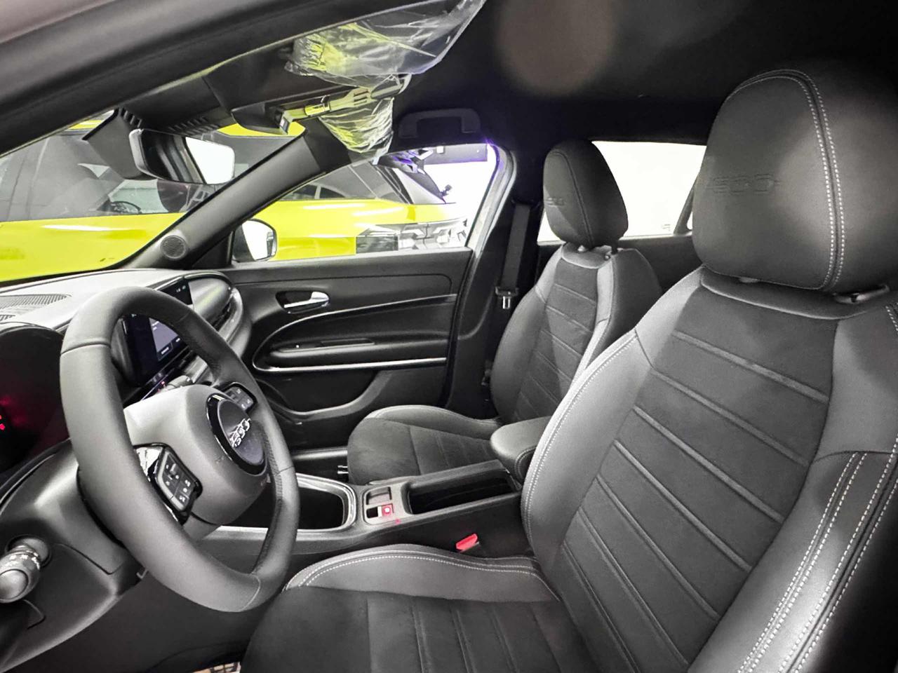 FIAT 600 Hybrid 145 CV DCT MHEV Sport Edizione Milano Corti - 17