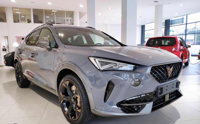 CUPRA Formentor Grigio pastello