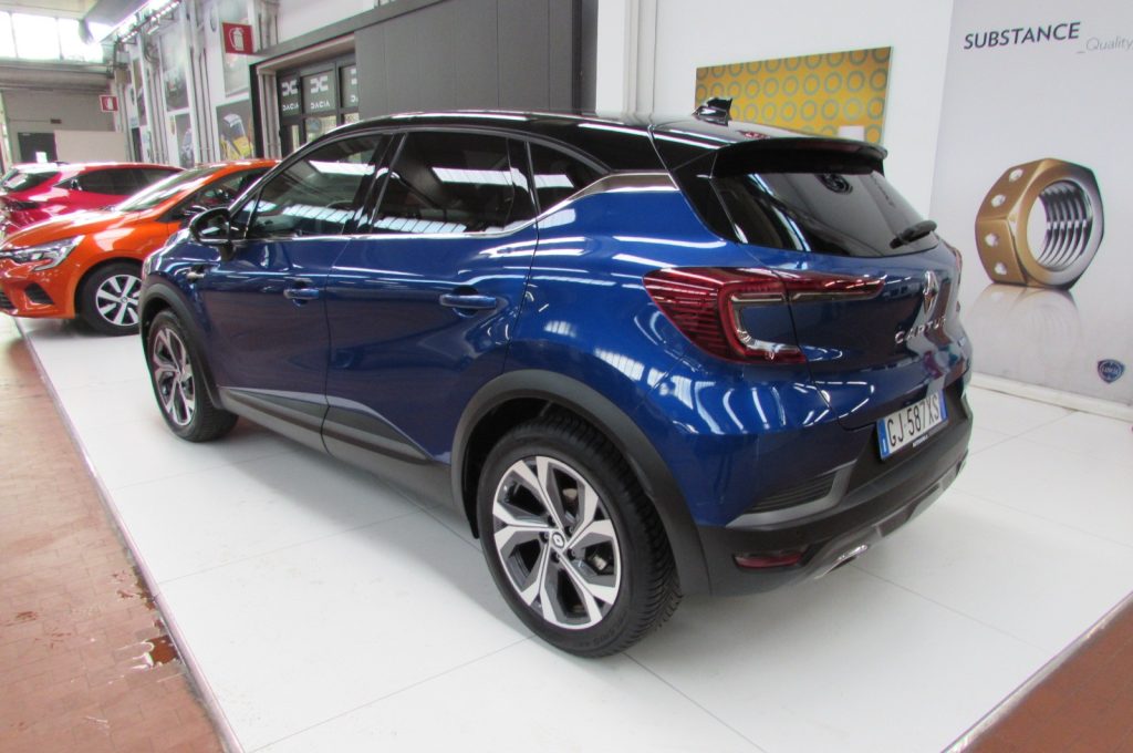 RENAULT Captur Full Hybrid E-Tech 145 CV RS Line - 3