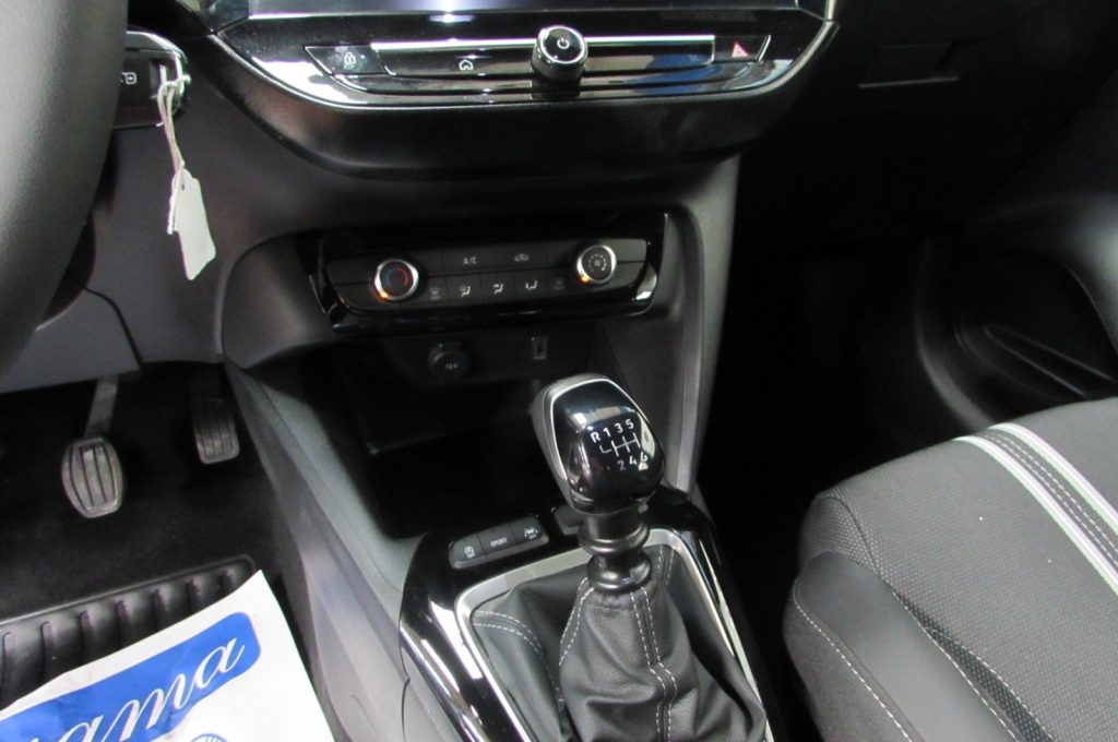 OPEL Corsa 1.2 100 CV GS KMZERO - 10