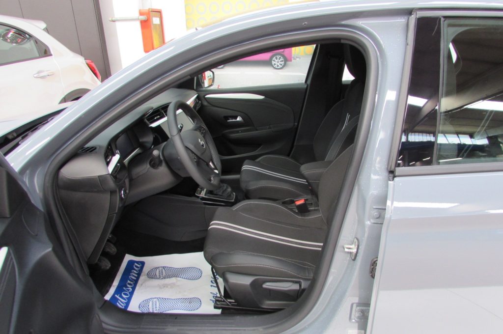 OPEL Corsa 1.2 100 CV GS KMZERO Grafik Grey - 6