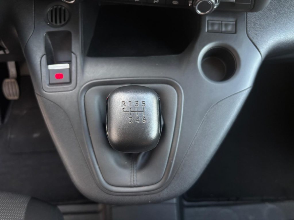 PEUGEOT Partner HDi 100 Passo Lungo Premium L2 - 14