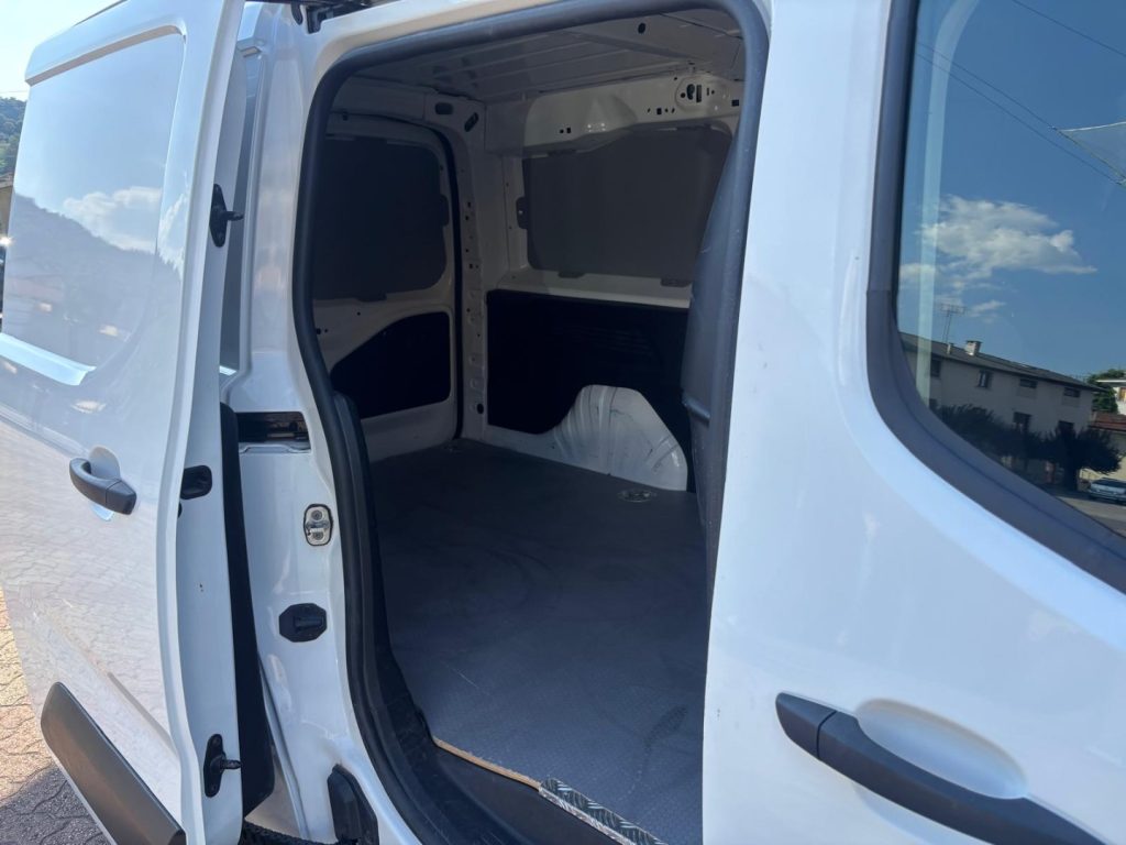 PEUGEOT Partner HDi 100 Passo Lungo Premium L2 - 18