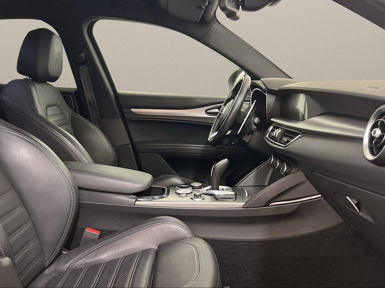 ALFA ROMEO Stelvio 2.2 Turbodiesel 210 CV AT8 Q4 Veloce - 14