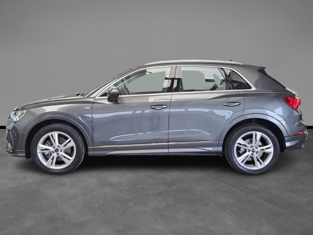AUDI Q3 40 TDI quattro S tronic S line edition - 2