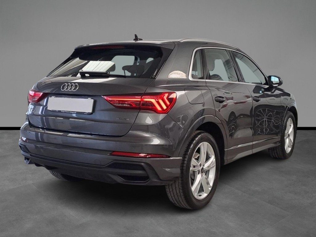 AUDI Q3 40 TDI quattro S tronic S line edition - 15