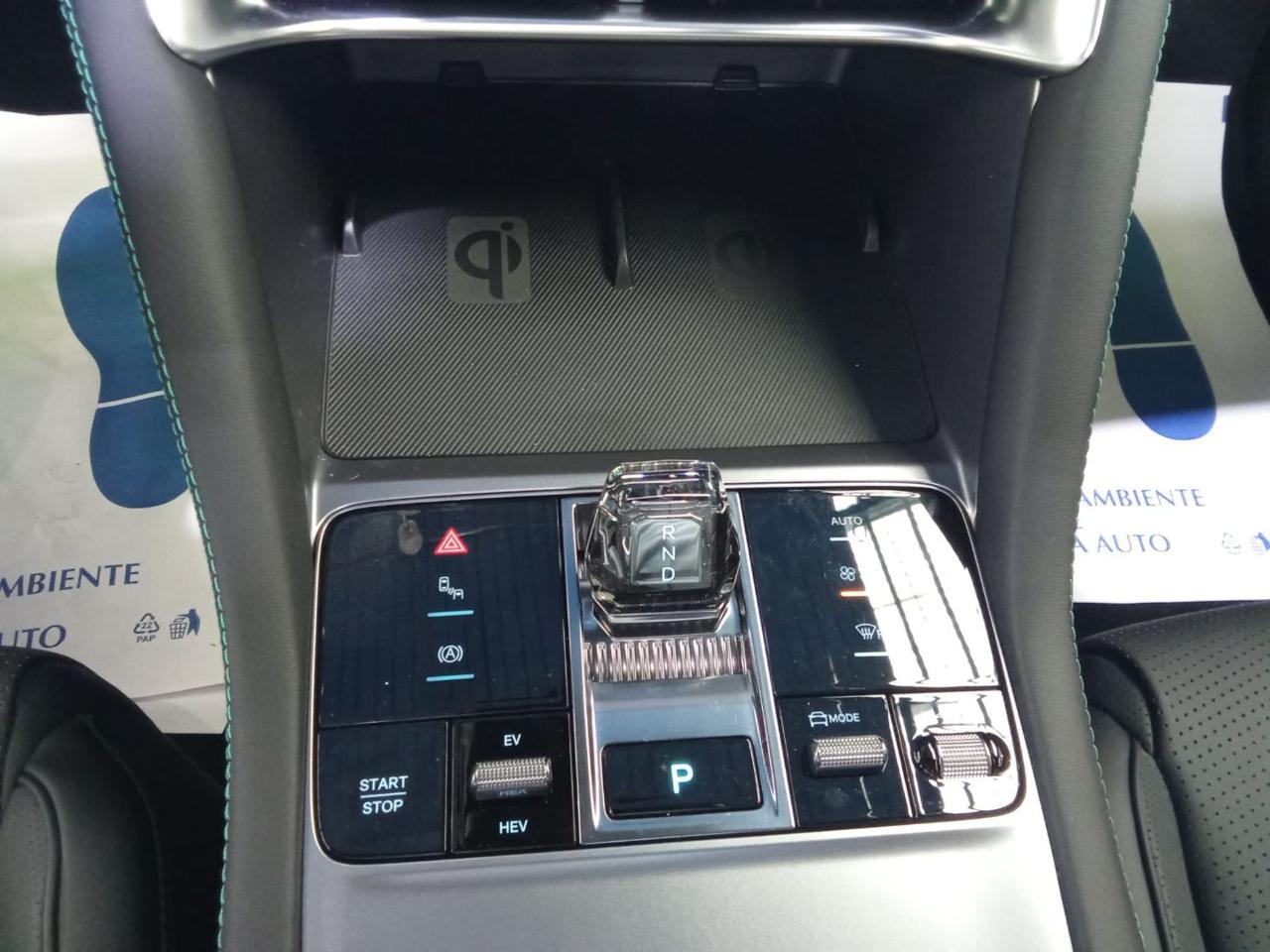 BYD Seal U DMi 1.5 Turbo 324  CV 4wd PHEV Design - 18