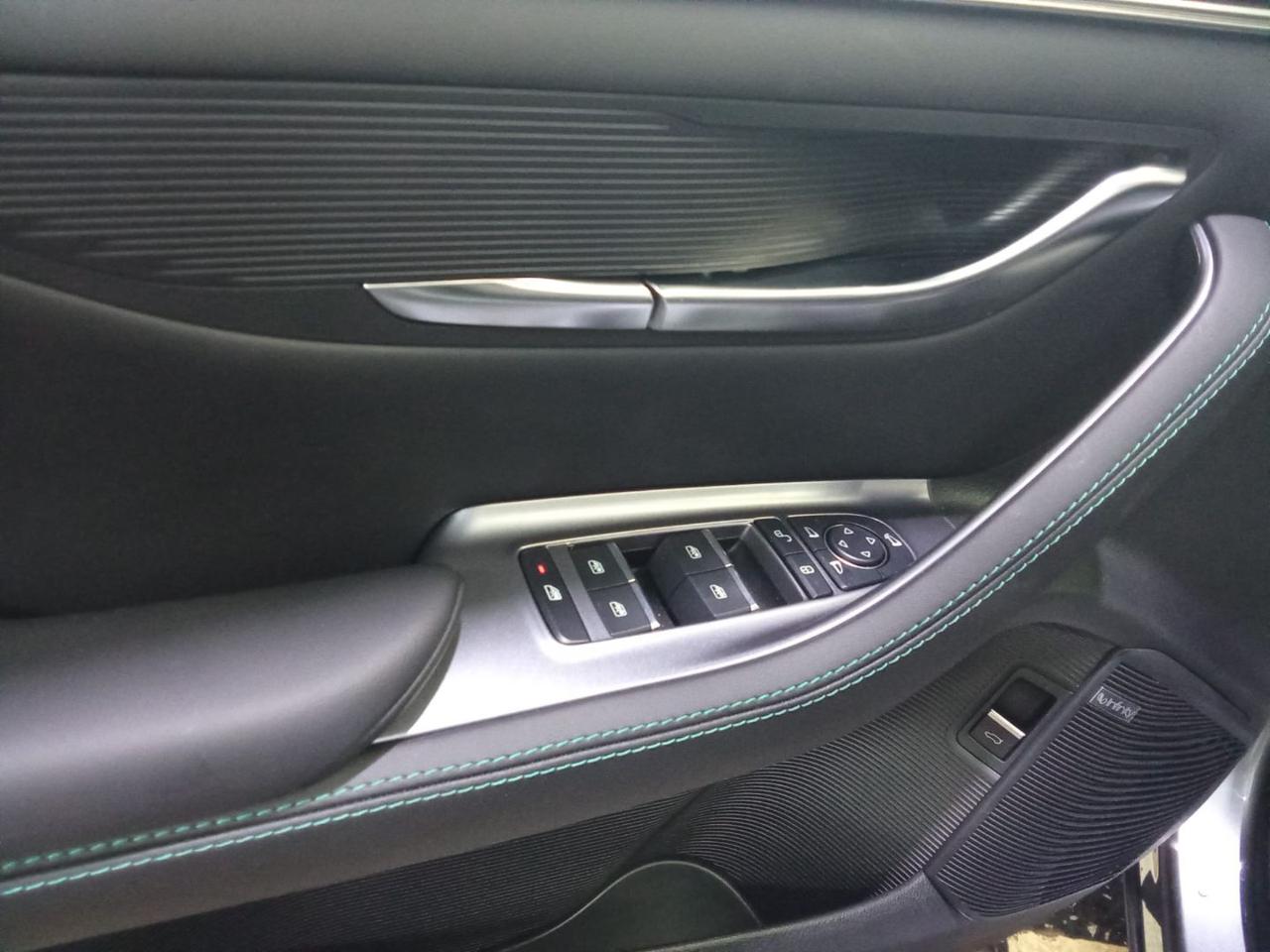 BYD Seal U DMi 1.5 Turbo 324  CV 4wd PHEV Design - 30