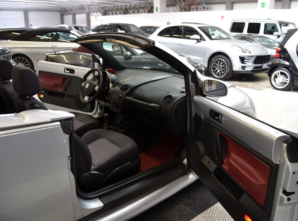 VOLKSWAGEN New Beetle 1.4 16V Cabrio - 3