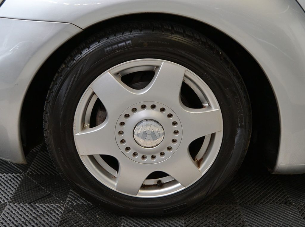 VOLKSWAGEN New Beetle 1.4 16V Cabrio - 19