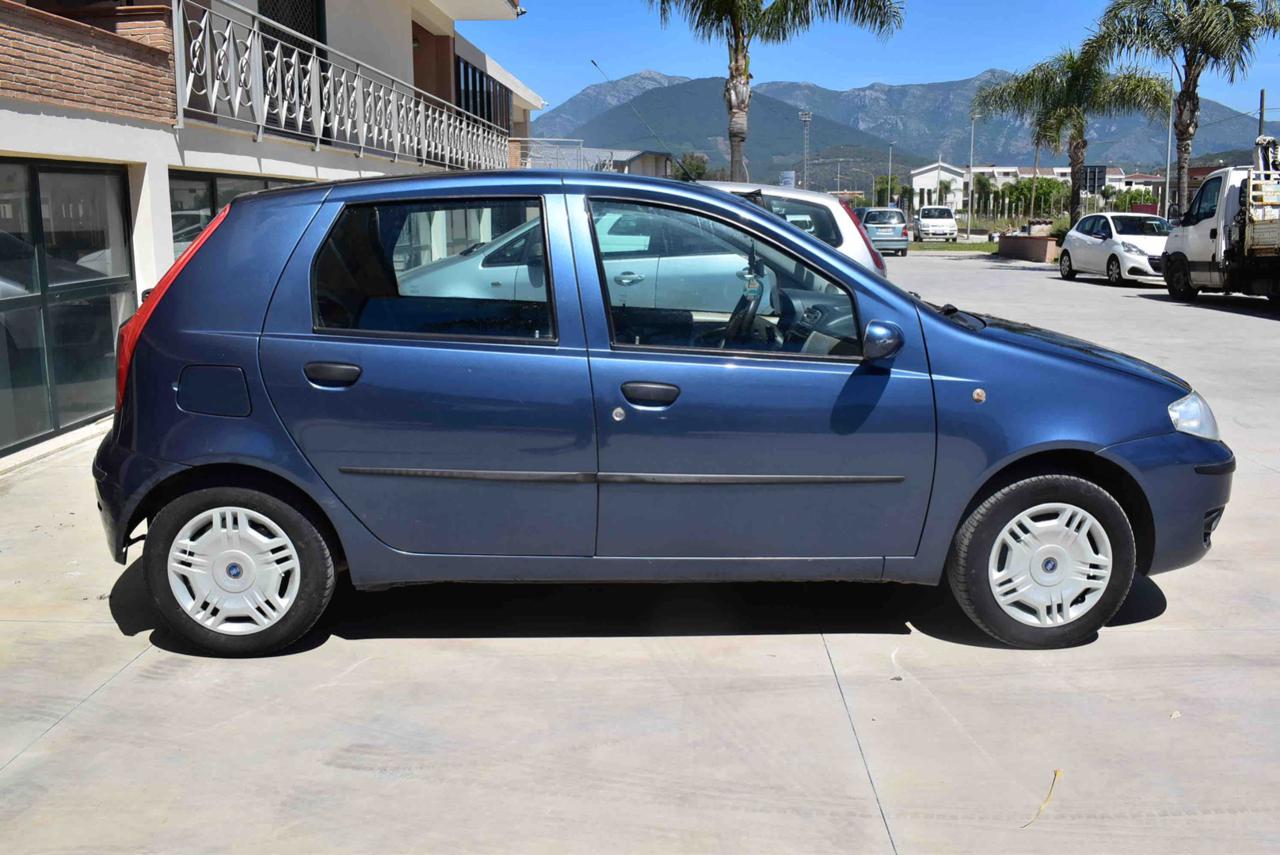 FIAT Punto 1.2i cat 5 porte ELX - 5