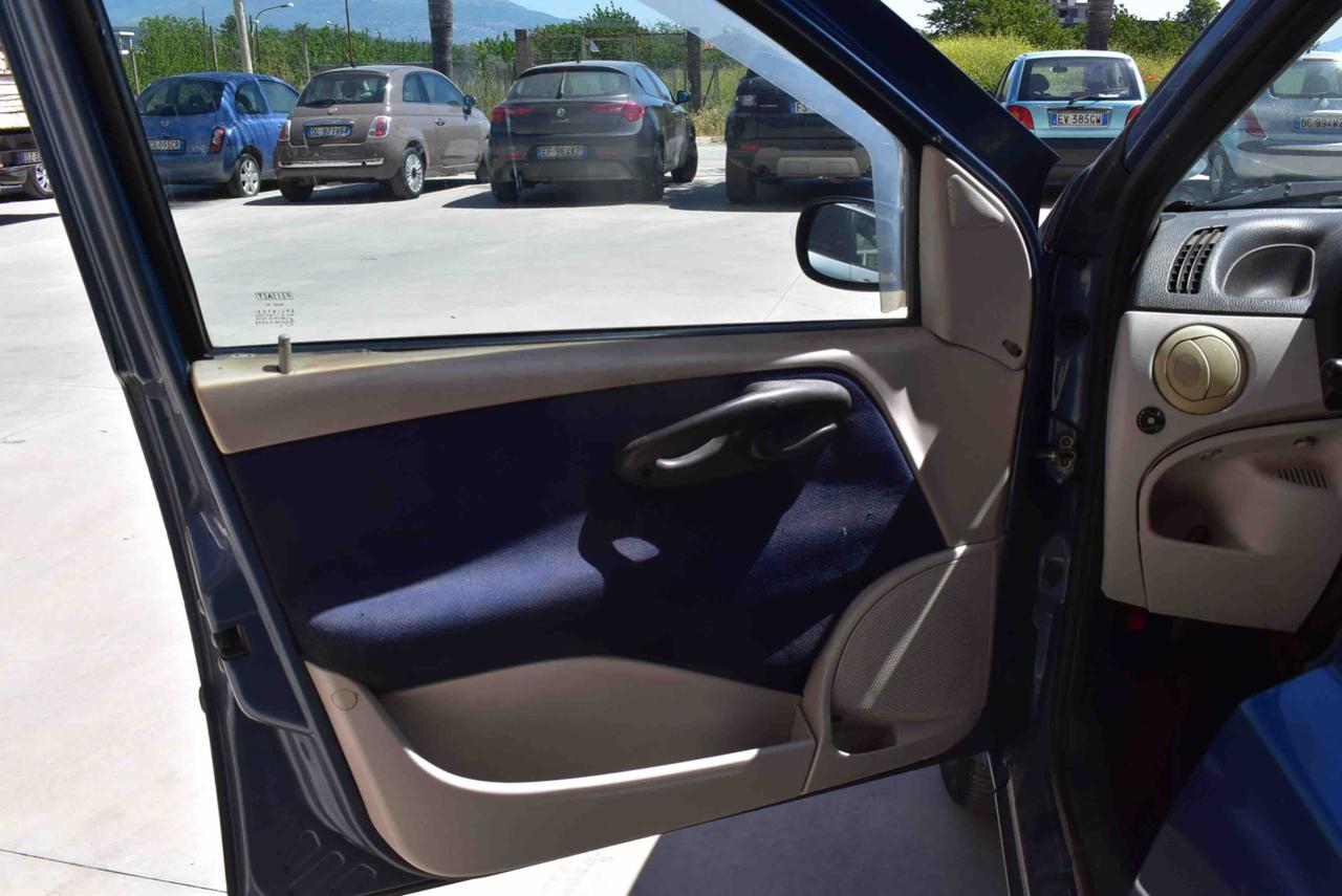 FIAT Punto 1.2i cat 5 porte ELX - 6