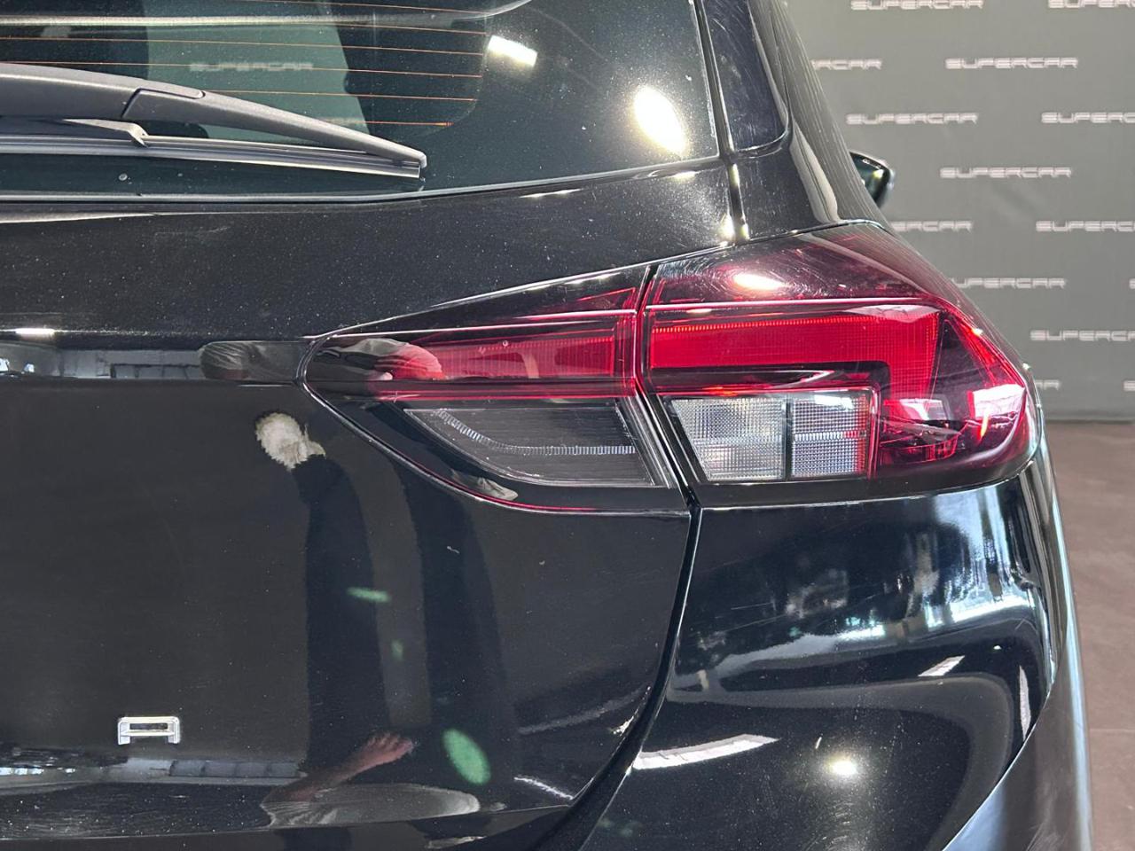 OPEL Corsa 1.2 GS - 5